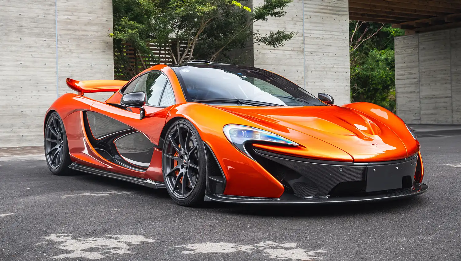 2014 McLaren P1: A Volcano Orange Masterpiece