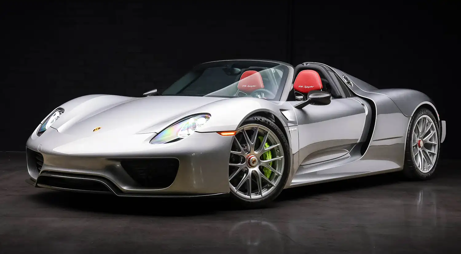 Porsche 918 ‘Weissach’ Spyder: A Hypercar Masterpiece with Just 170 Miles at $3M+