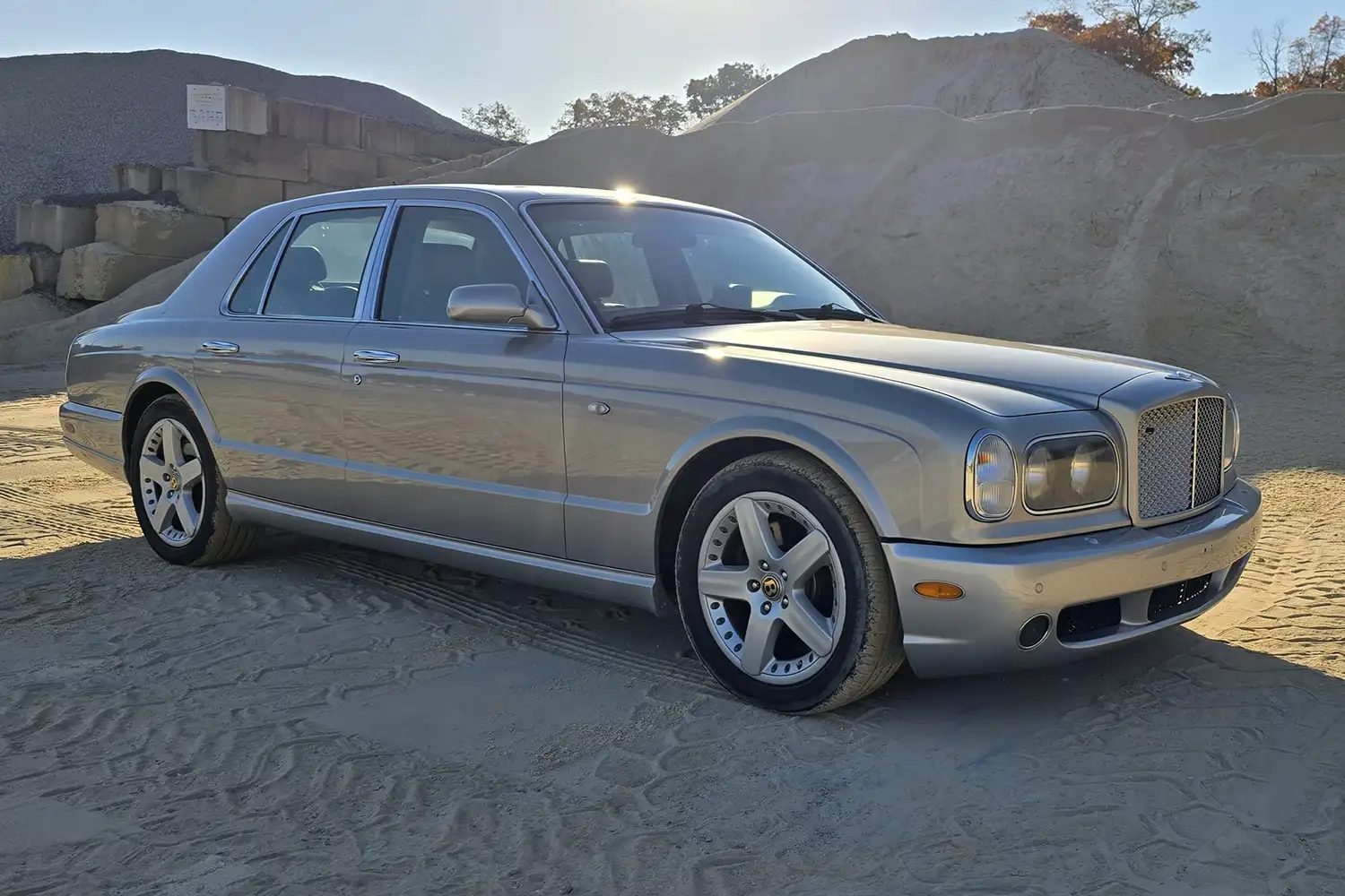 Luxury Plus Muscle: 2002 Bentley Arnage T