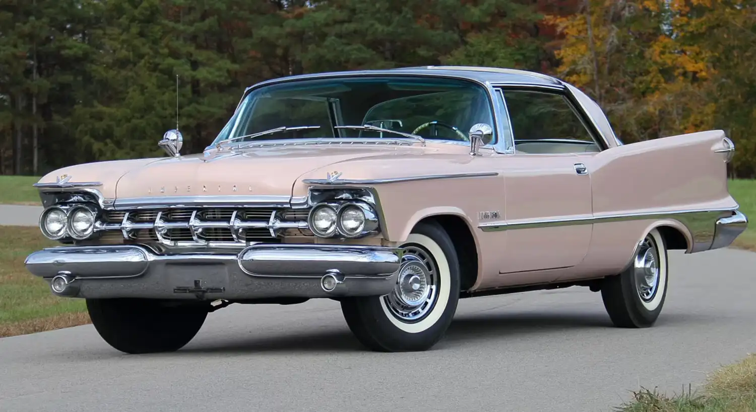 1959 Imperial Crown Southampton: A Timeless Beauty