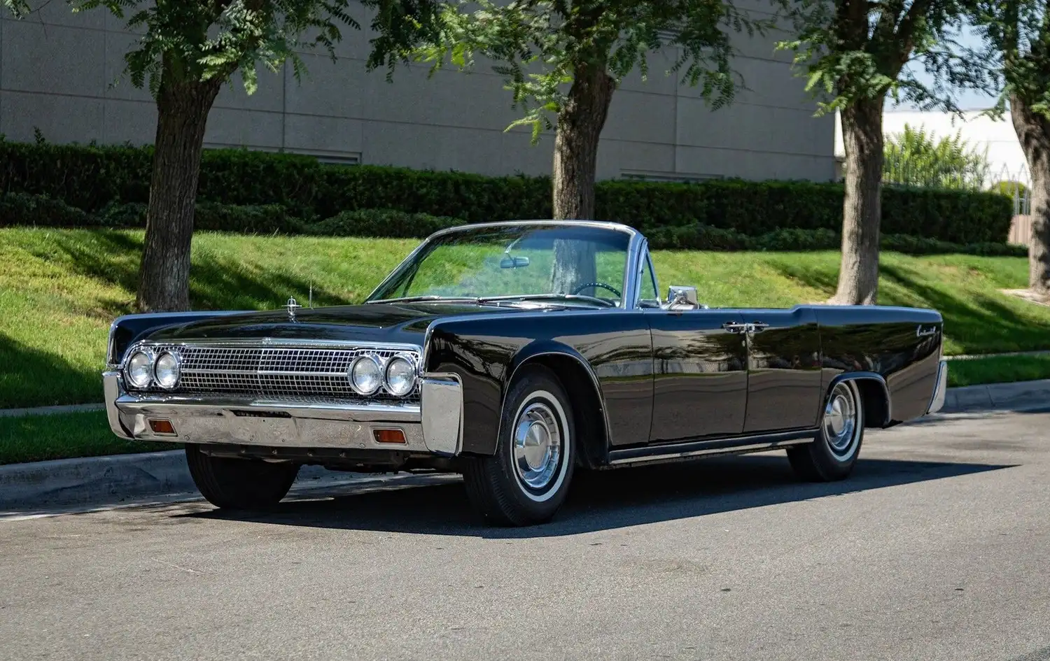 1963 Lincoln Continental Convertible: A Triple-Black Icon of Sixties Luxury