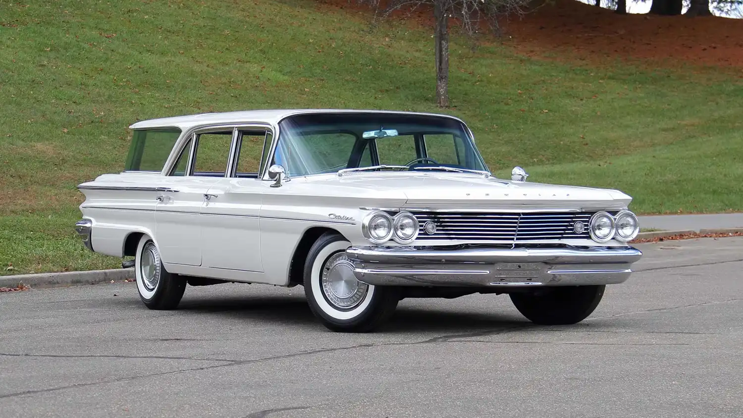 1960 Pontiac Catalina Wagon: An Icon of Automotive Heritage