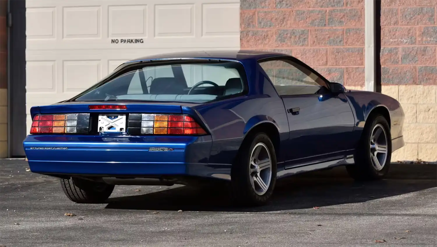 1990 Chevrolet Camaro IROC-Z 1LE Coupe: A Rare Automotive Icon