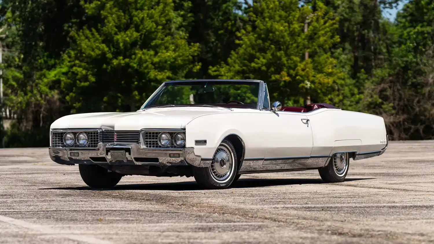 1967 Oldsmobile 98 Convertible: Classic Power and Elegance