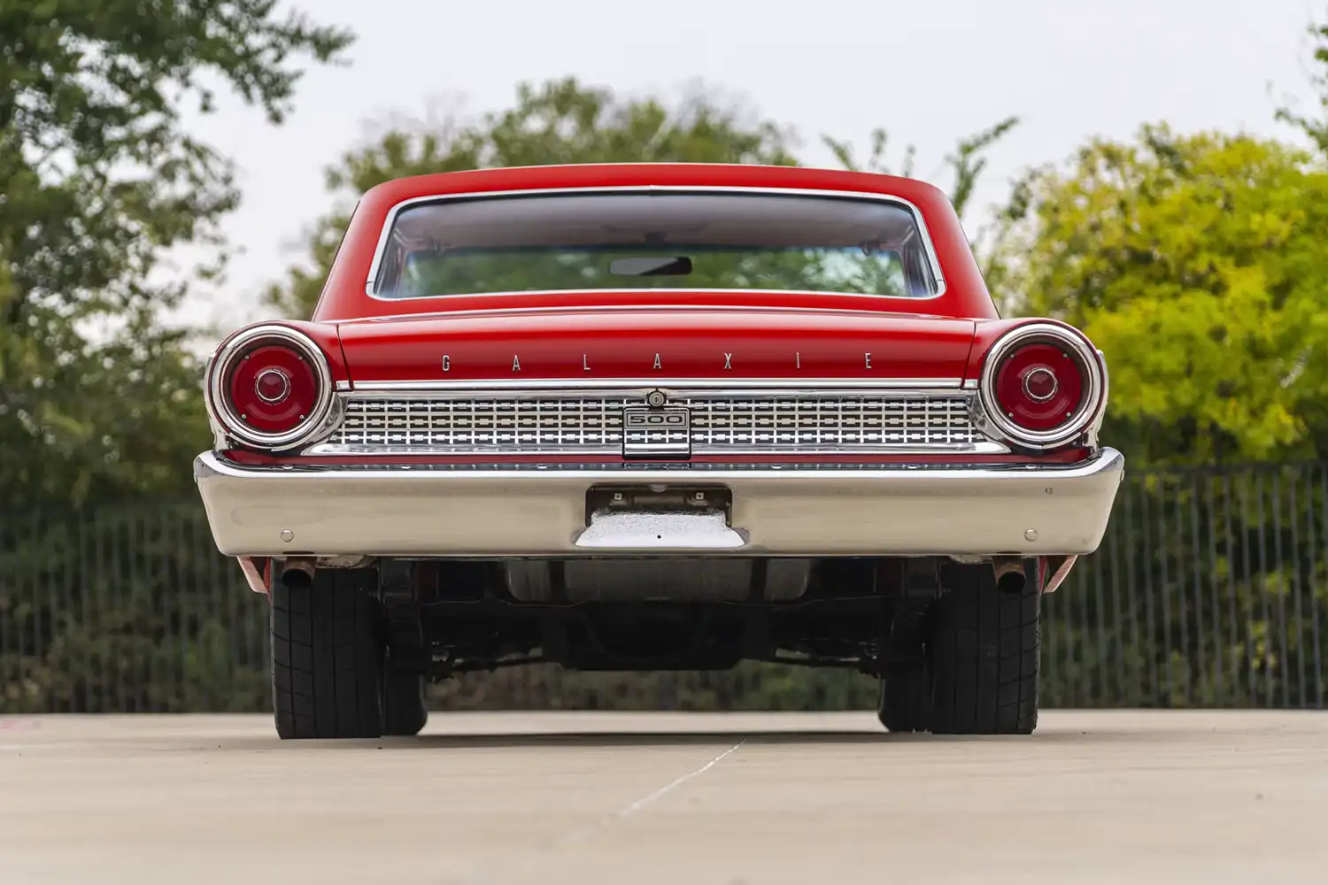 Thunderbolt Power: 1963 Ford Galaxie 500 with 427 V-8