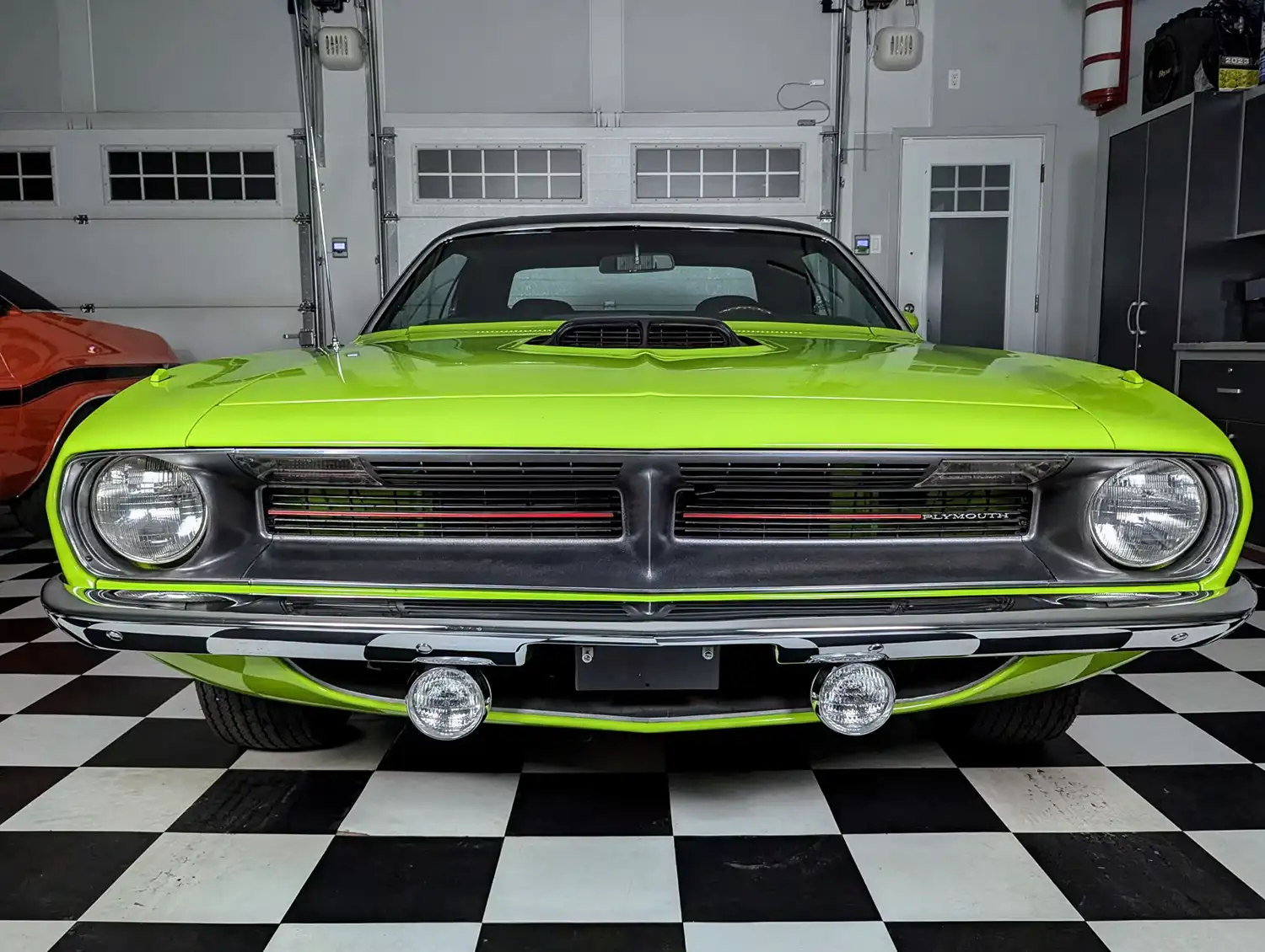 1970 Plymouth Cuda: A Muscle Car Masterpiece Restored to Perfection