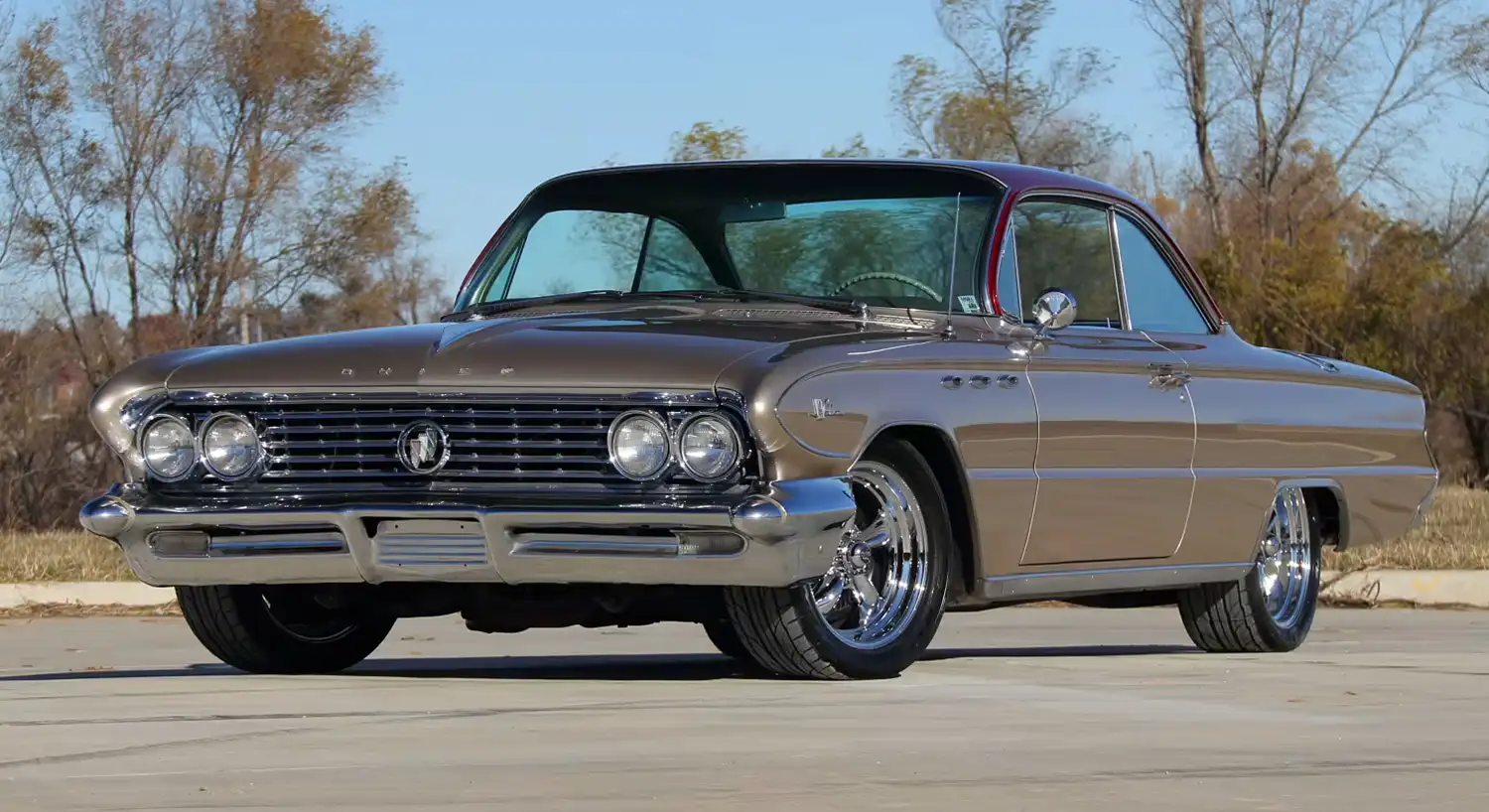 1961 Buick LeSabre: A Classic Masterpiece Restored to Glory