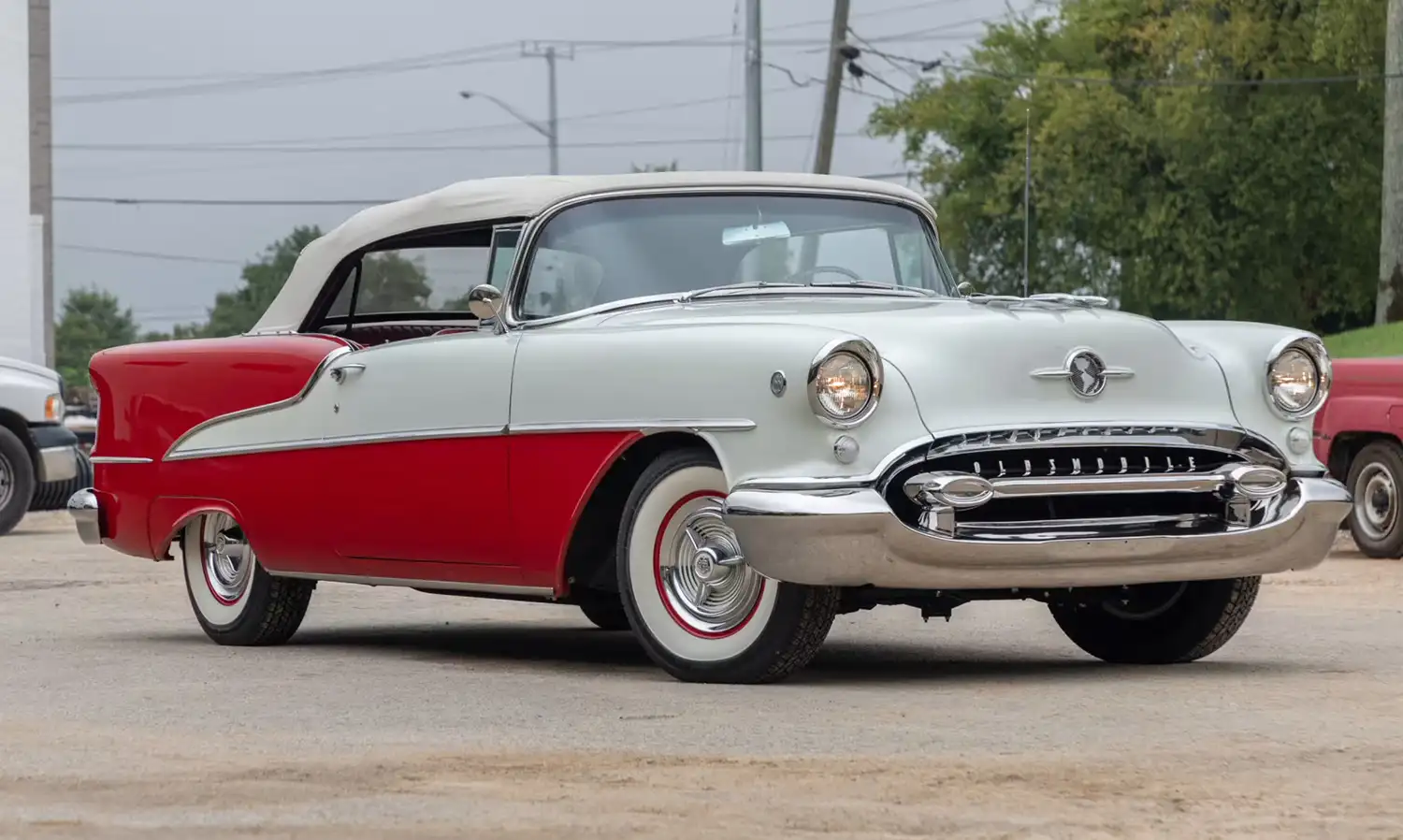 1955 Oldsmobile Super 88: Rocket-Powered Elegance