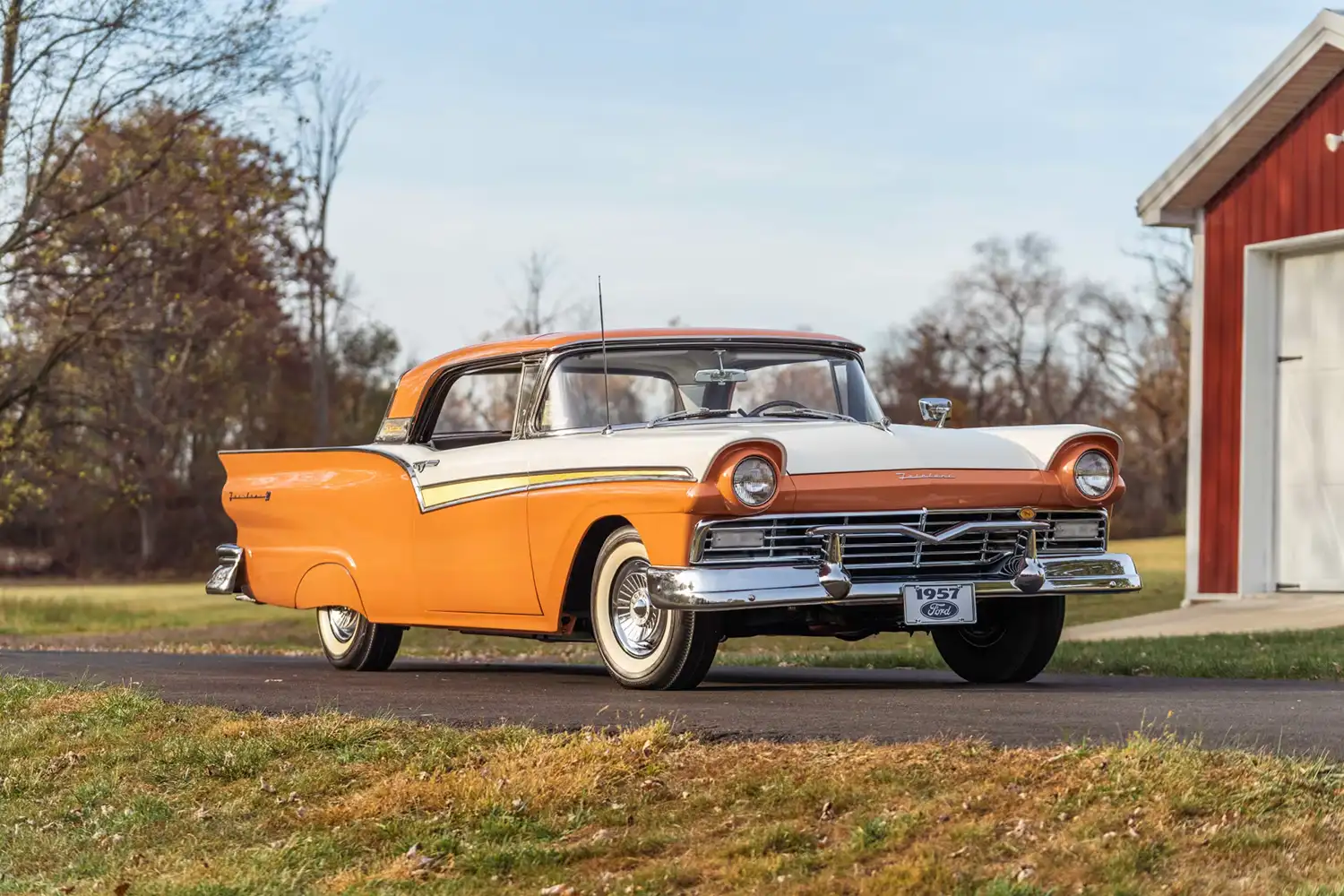 1957 Ford Fairlane 500 Skyliner: A Retractable Roof Marvel