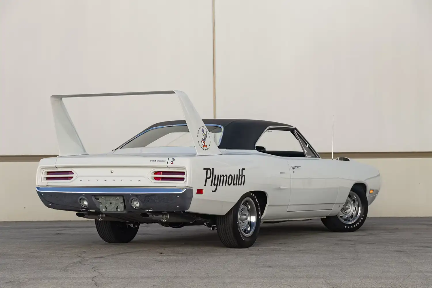 1970 Plymouth Hemi Superbird: Legendary Muscle Power