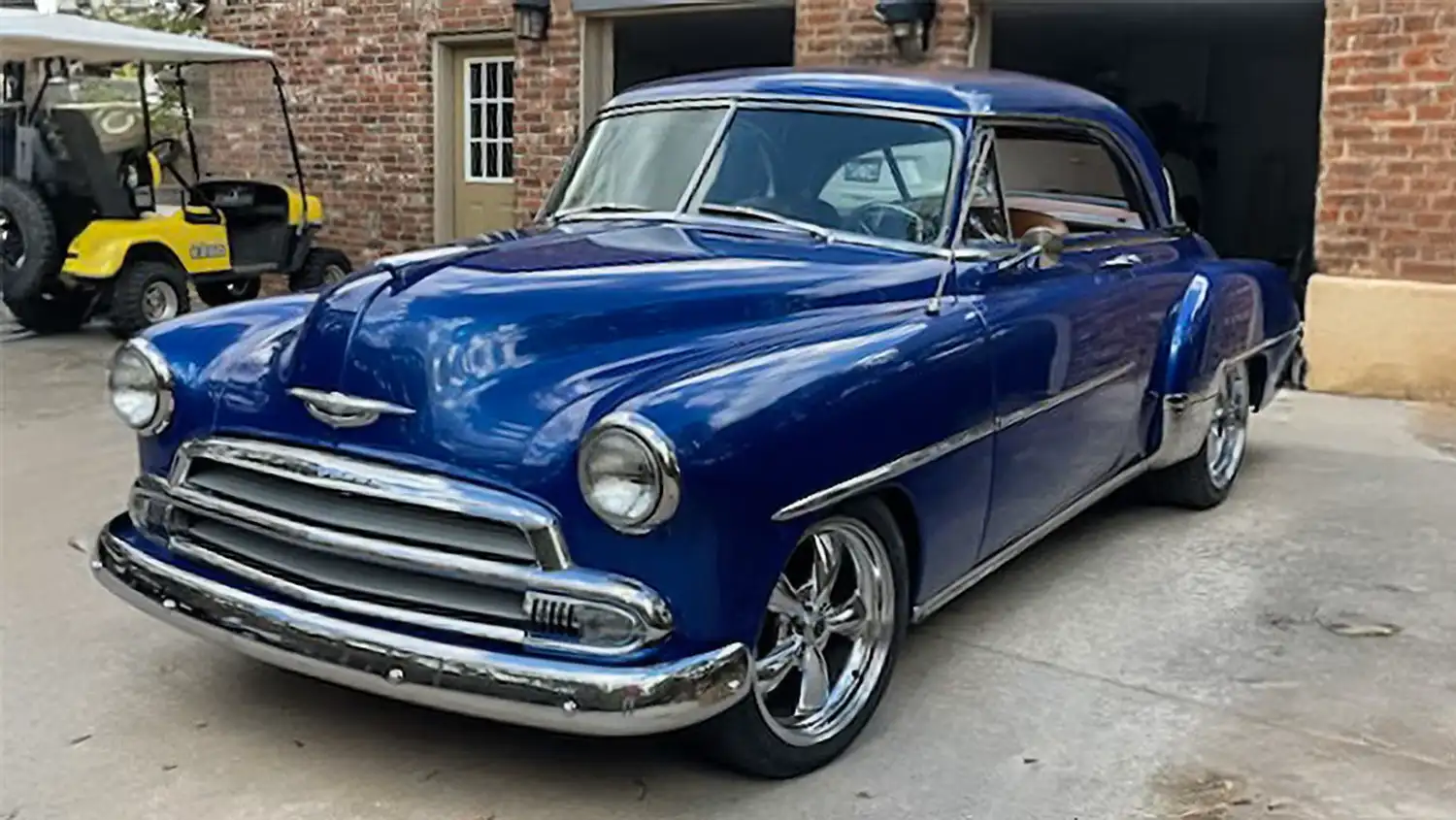 1952 Chevrolet Bel Air Hardtop: Classic Style with Modern Power