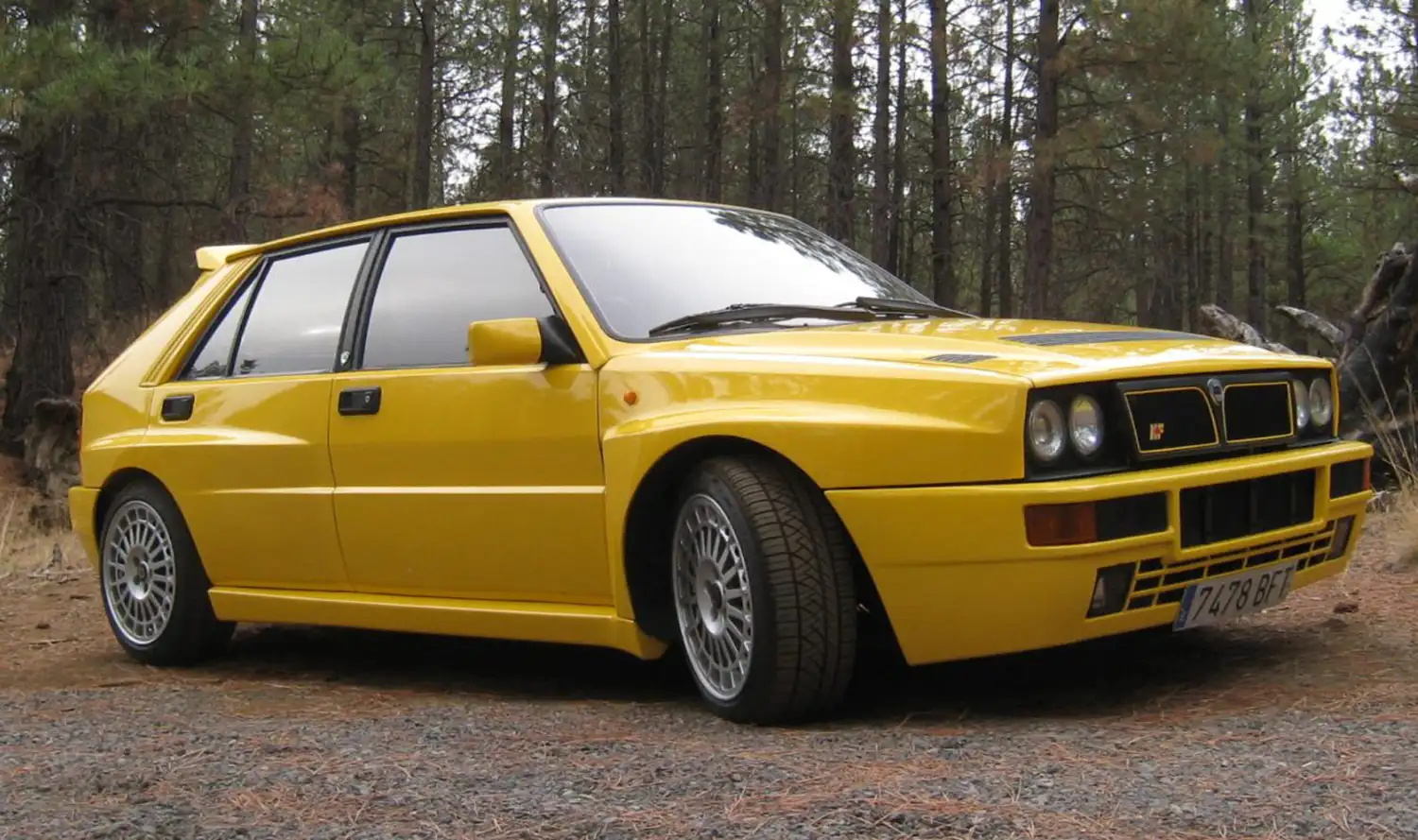 1992 Lancia Delta Integrale Evo 1: A Rally Legend with Modern Enhancements