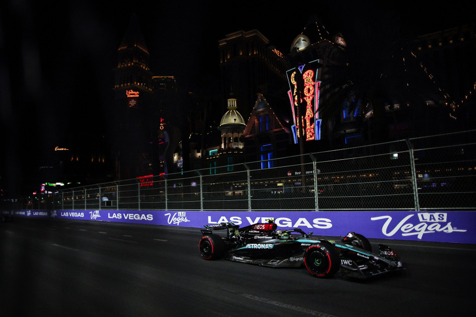 F1 – Hamilton quickest again in Las Vegas ahead of Norris as Verstappen struggles