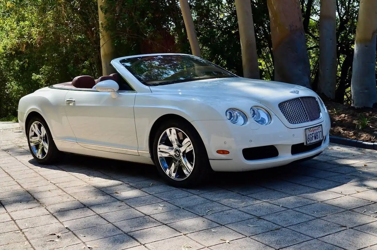 Effortless Elegance: A 2007 Bentley Continental GTC Convertible