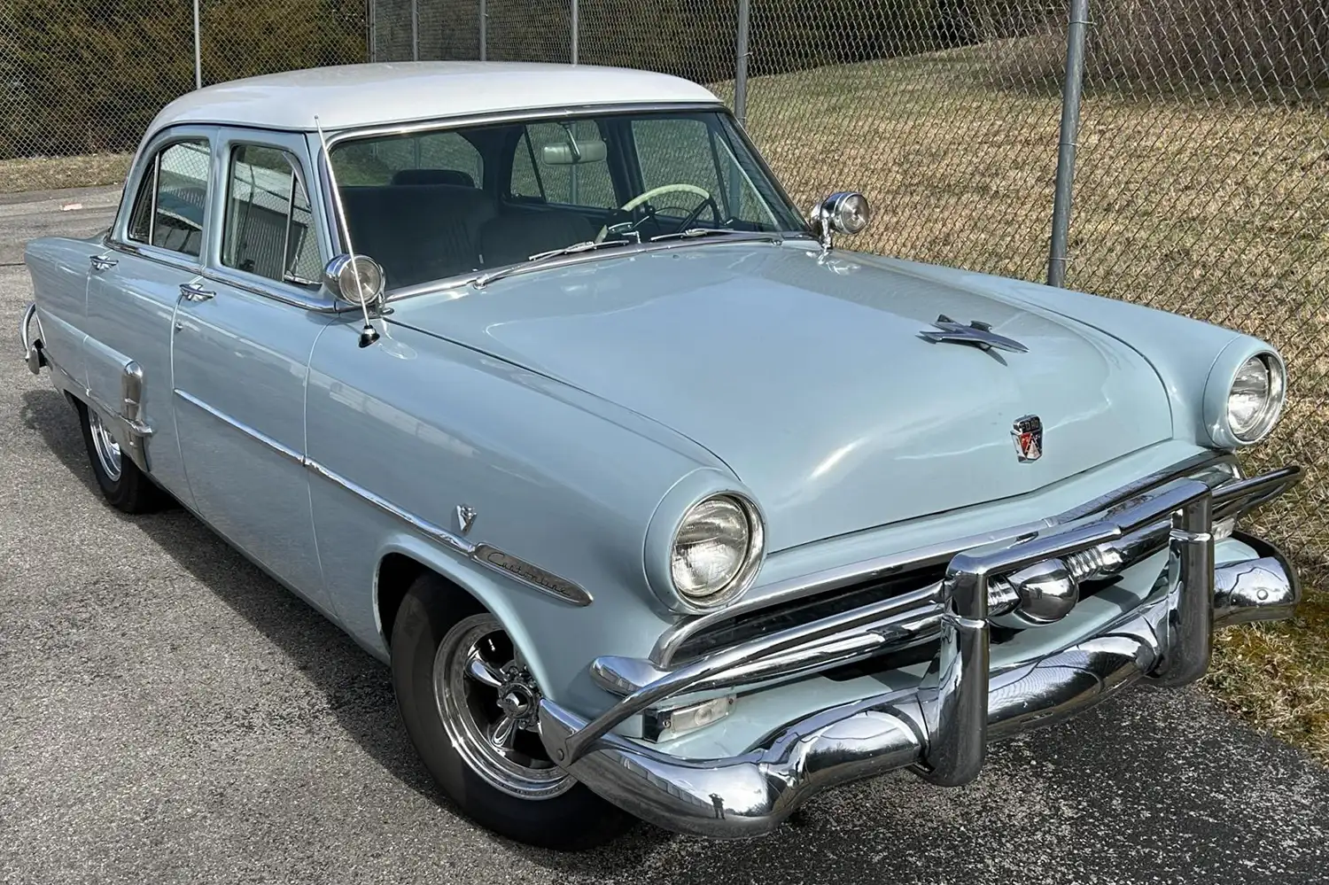 A Restomodded 1953 Ford Customline with a Modern Heart