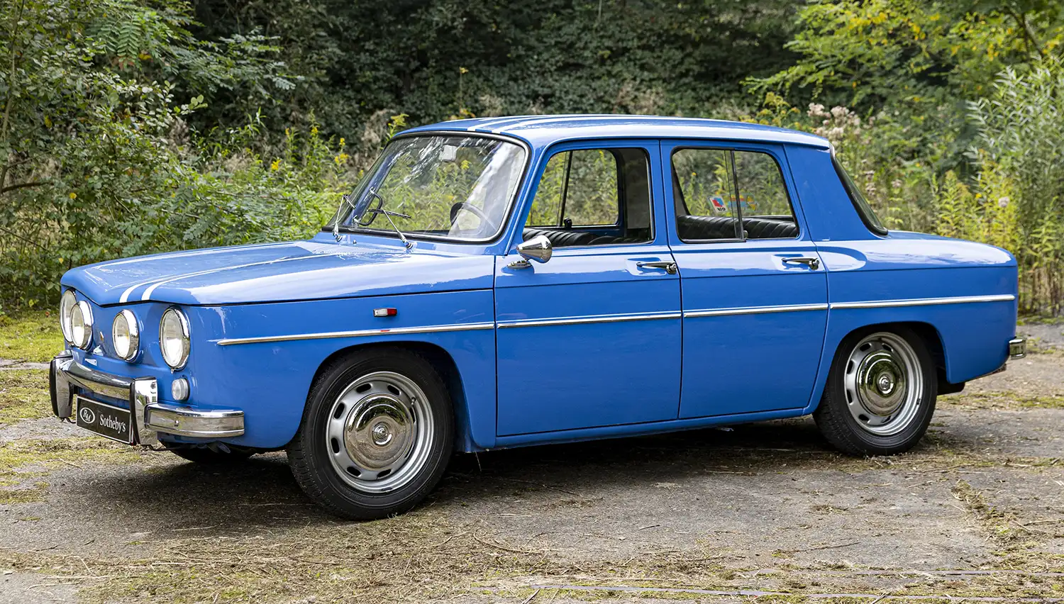 French Racing Blue: A 1969 Renault R8 Gordini