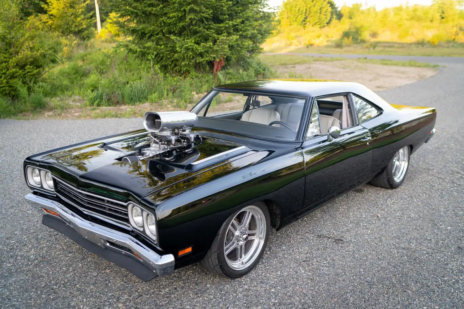 Supercharged 1969 Plymouth Road Runner: A Restomod Beast