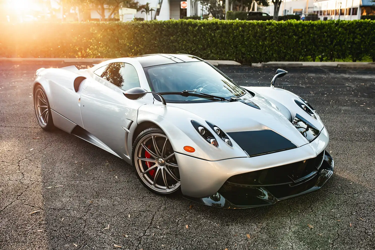 A Tempest of Power: The 2014 Pagani Huayra Tempesta