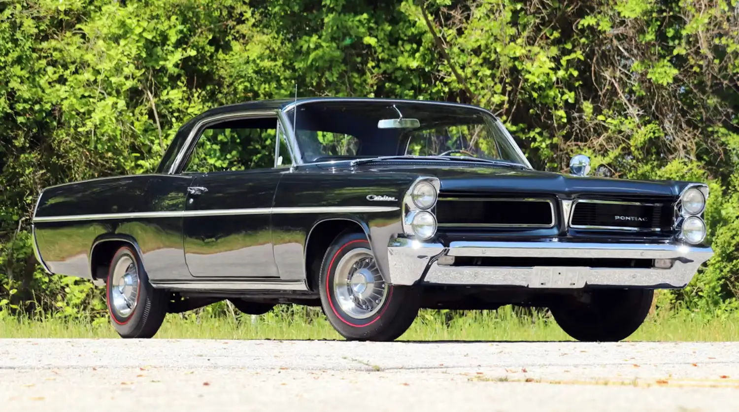 1963 Pontiac Catalina: A Shadow of Muscle on the Road