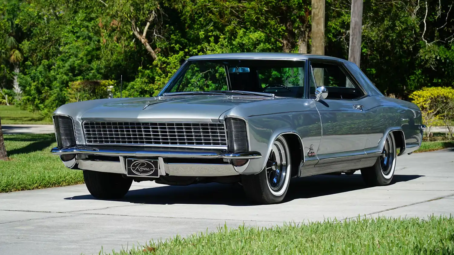 Power and Luxury: 1965 Buick Riviera GS