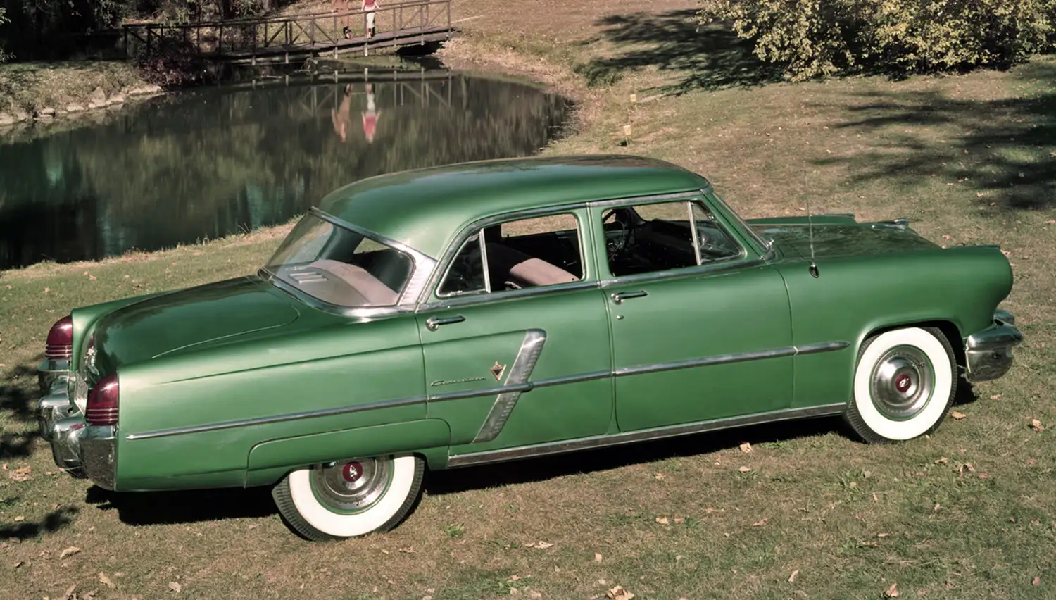 The 1953 Lincoln Cosmopolitan Four-Door Sedan: A Glimpse of Golden Age Luxury