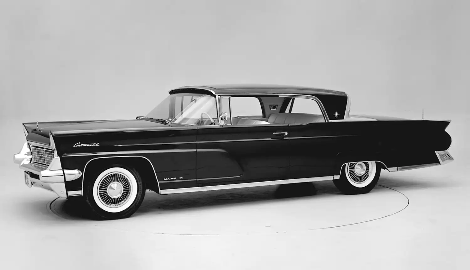 The 1959 Lincoln Continental Mark IV: A Pinnacle of Automotive Luxury