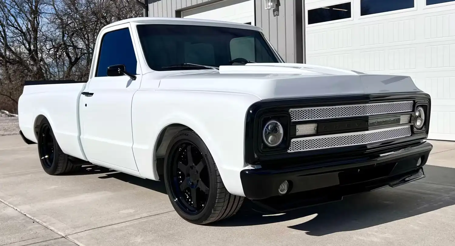 White Lightning: A 1970 Chevrolet C10 Custom Pickup Built to Dominate