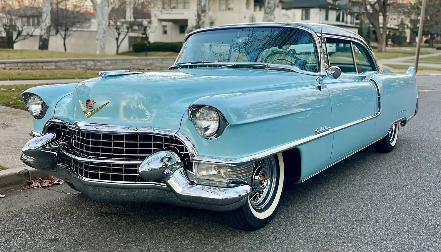 1955 Cadillac Coupe deVille: A Touch of Hollywood Glamour