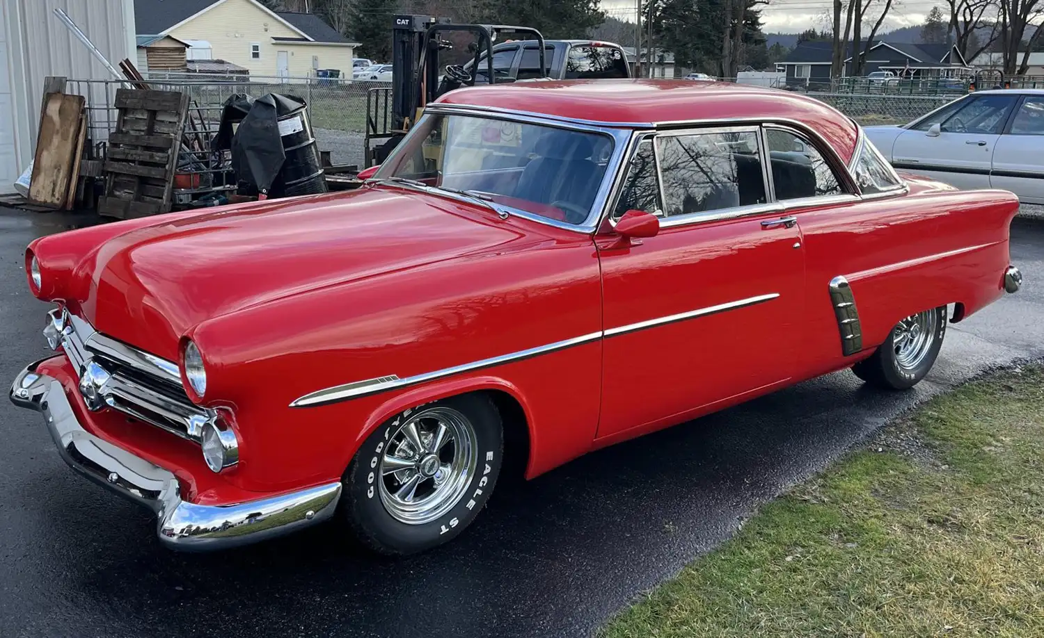 Cruisin’ in Comfort: A 1952 Ford Crestline Victoria with a Big Block Heart