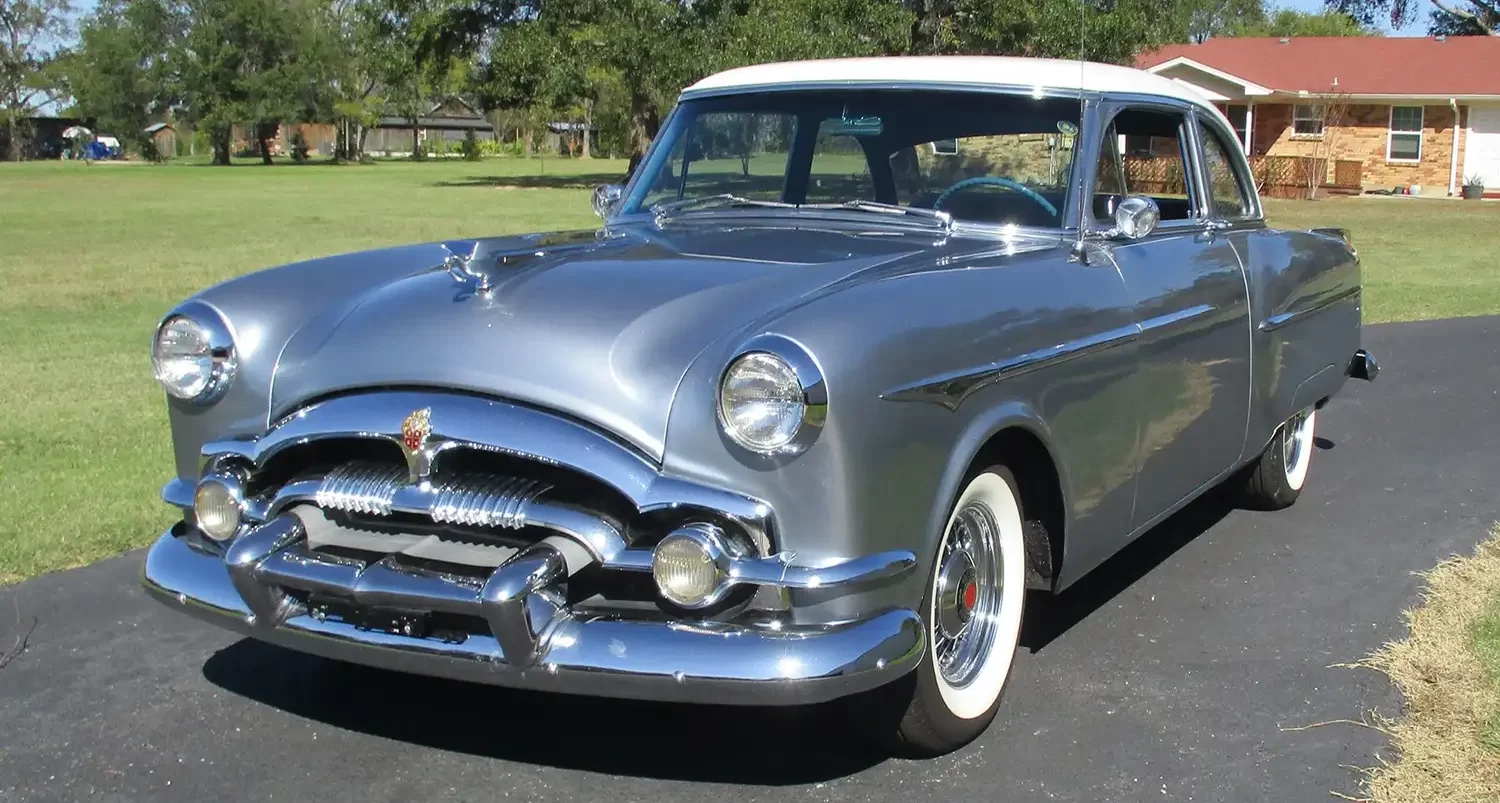 Reborn Elegance: A Restored 1953 Packard Clipper Club Sedan