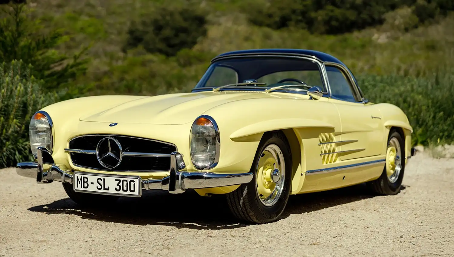 The Rarest of Them All: A 1961 Mercedes-Benz 300 SL Roadster