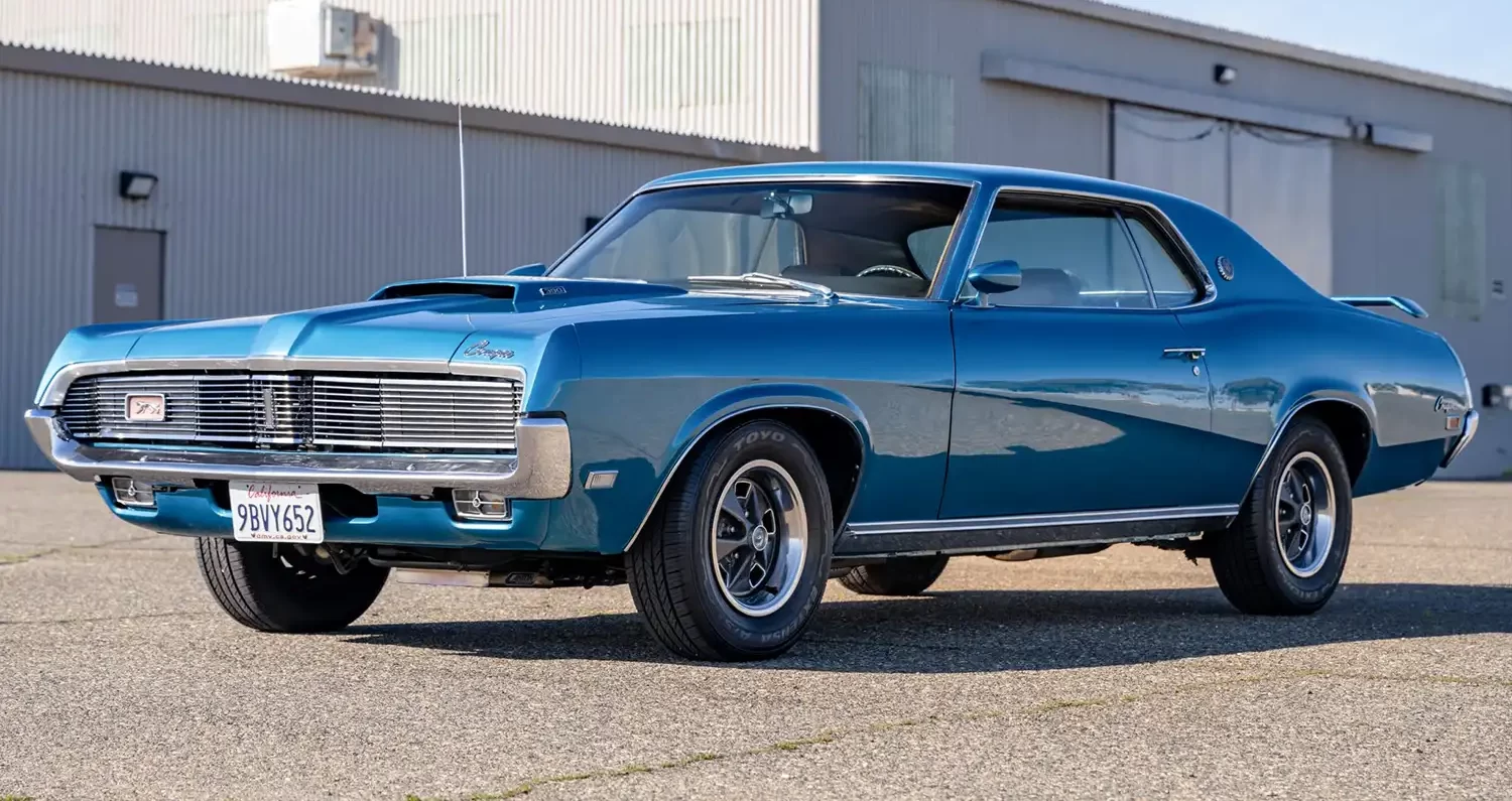 Restored 1969 Mercury Cougar XR-7: A Blue Beauty