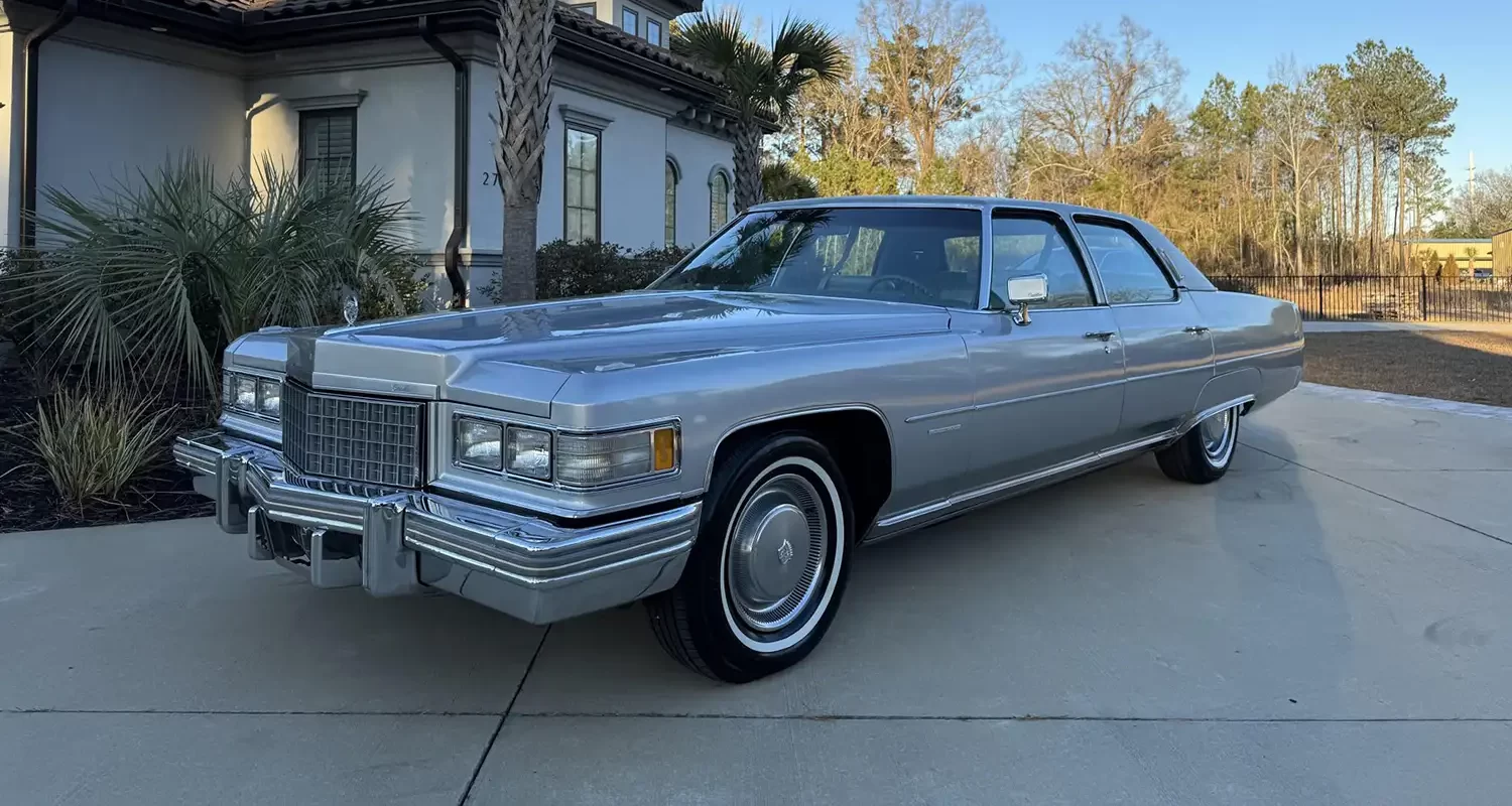 1976 Fleetwood Brougham: A Classic Restored Elegance