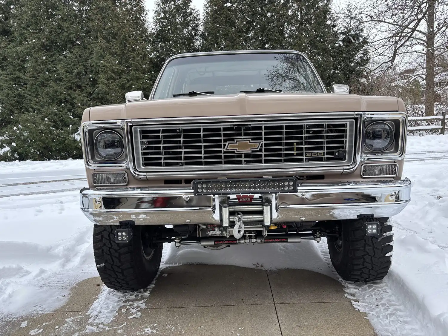 Restored 1976 Chevrolet K5 Blazer Cheyenne 4×4: A Classic Reborn