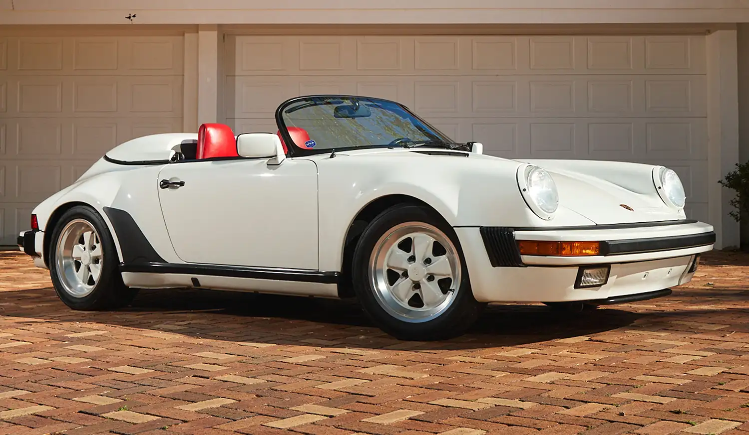 The 1989 Porsche 911 Speedster: A Modern Legend