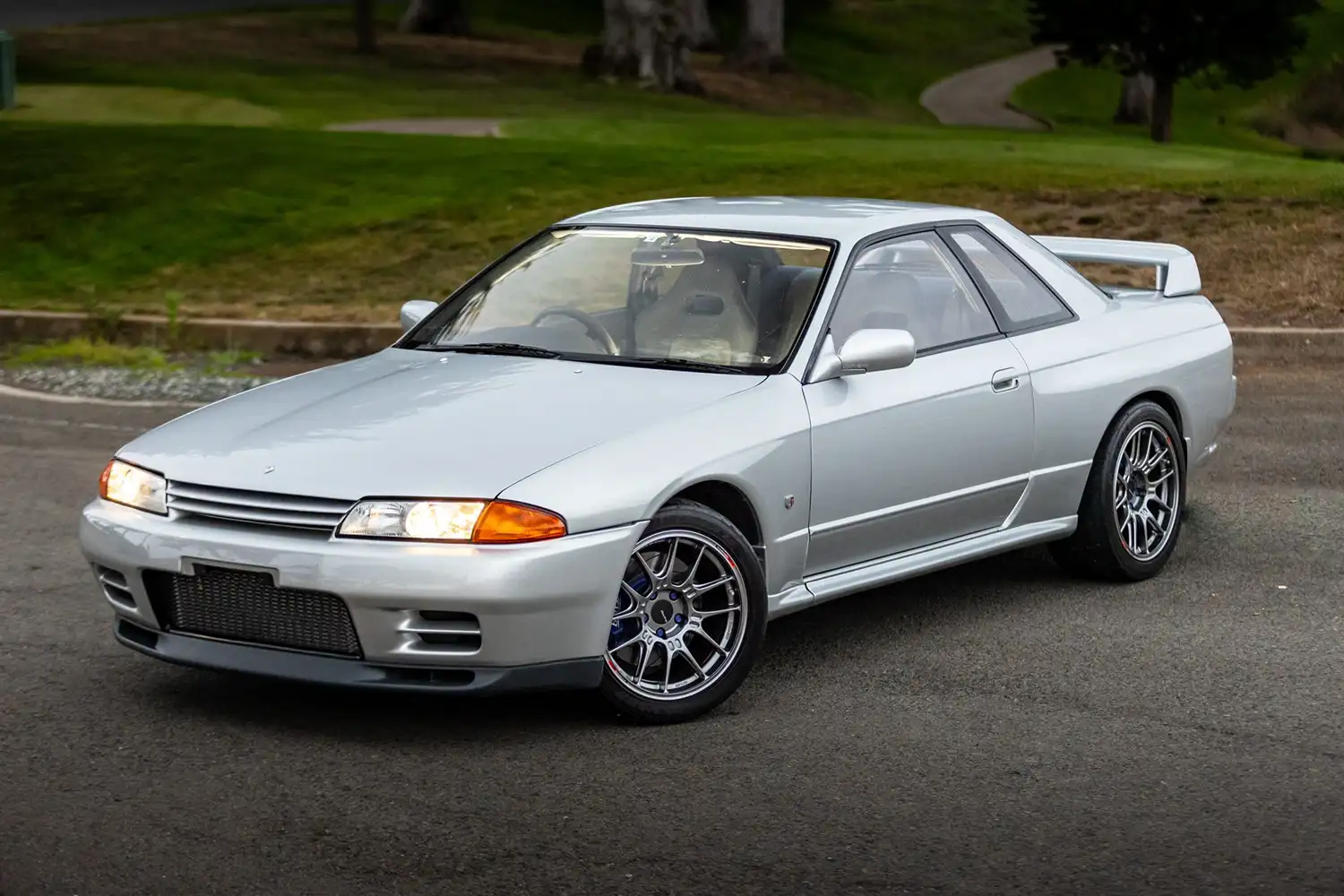 A Mine’s-Tuned Nissan Skyline R32 GT-R: A Japanese Icon Reimagined