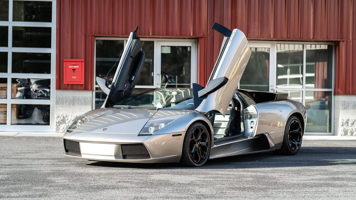 A Glimpse into Italian Fury: A 10k-Mile 2005 Lamborghini Murciélago Roadster