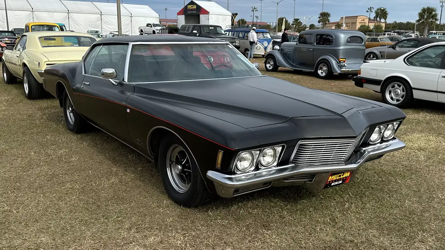 1971 Buick Riviera: Experience the Thrill of Luxury Performance