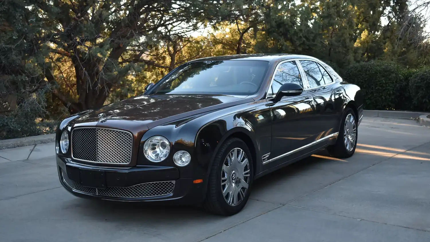 A Timeless Symphony of Luxury: 2013 Bentley Mulsanne