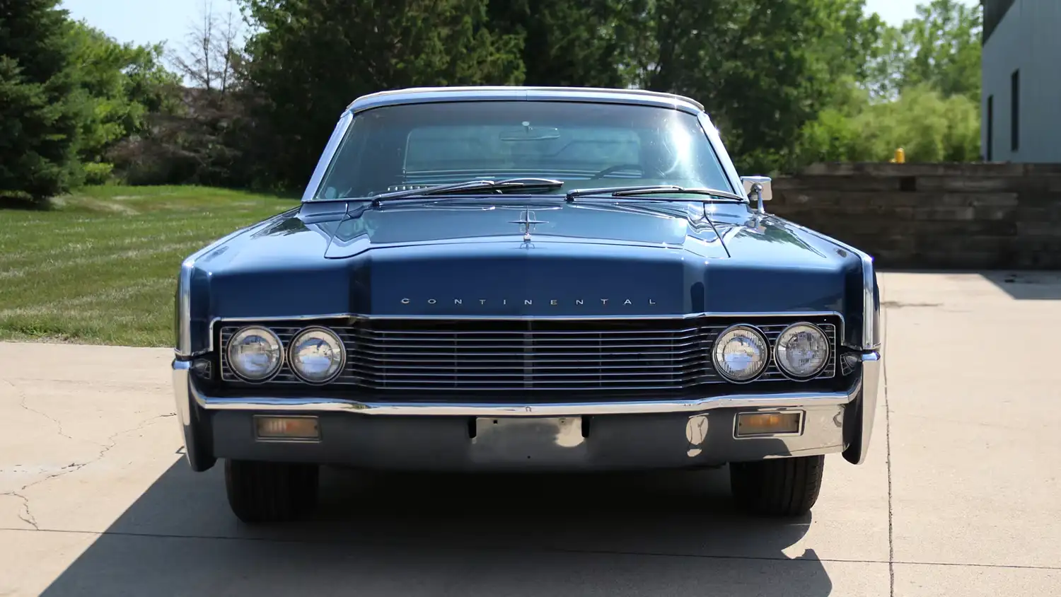 The Ultimate American Luxury: 1966 Lincoln Continental Convertible