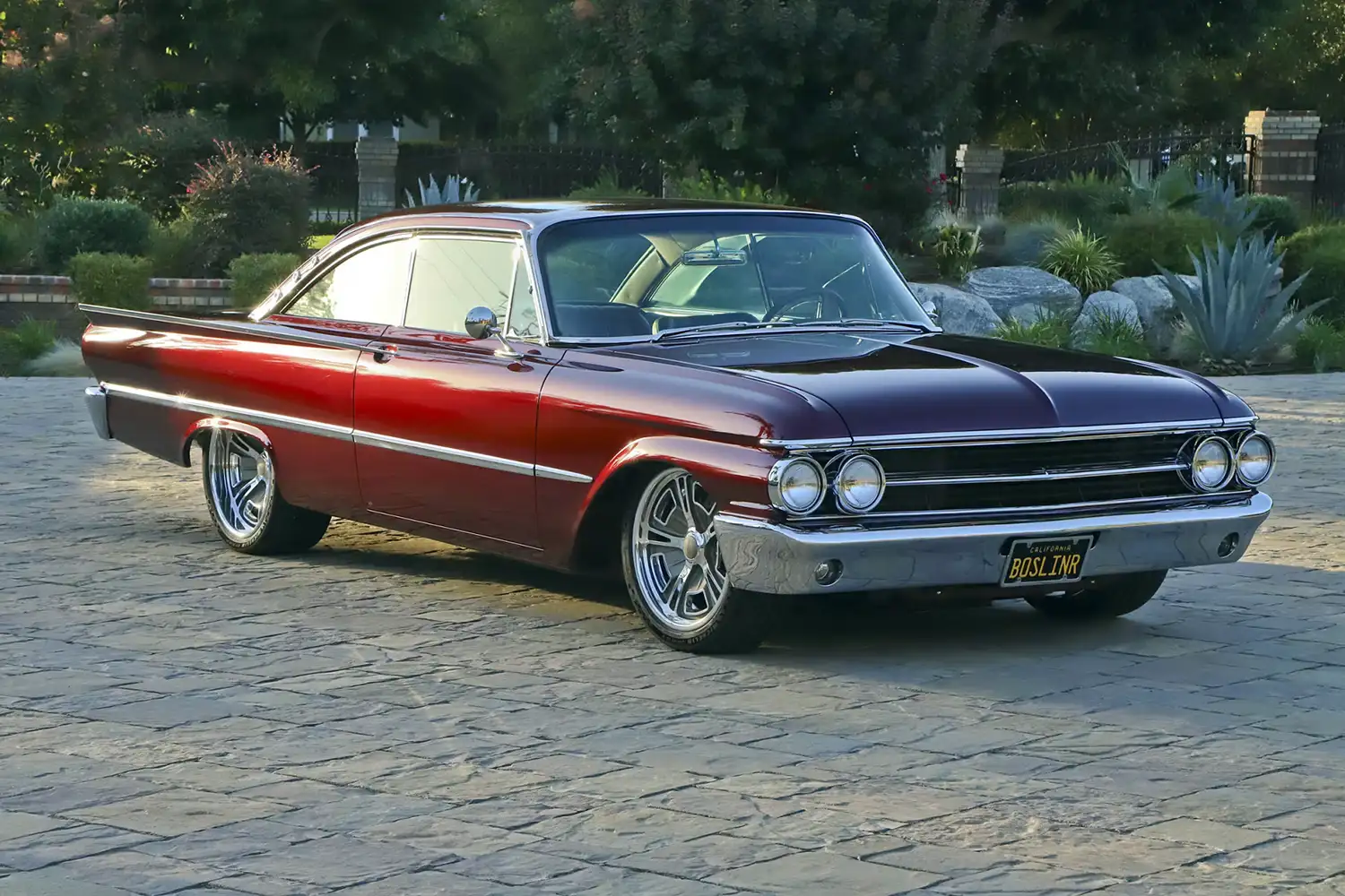 The Bossliner: A 1961 Ford Galaxie Starliner Reimagined