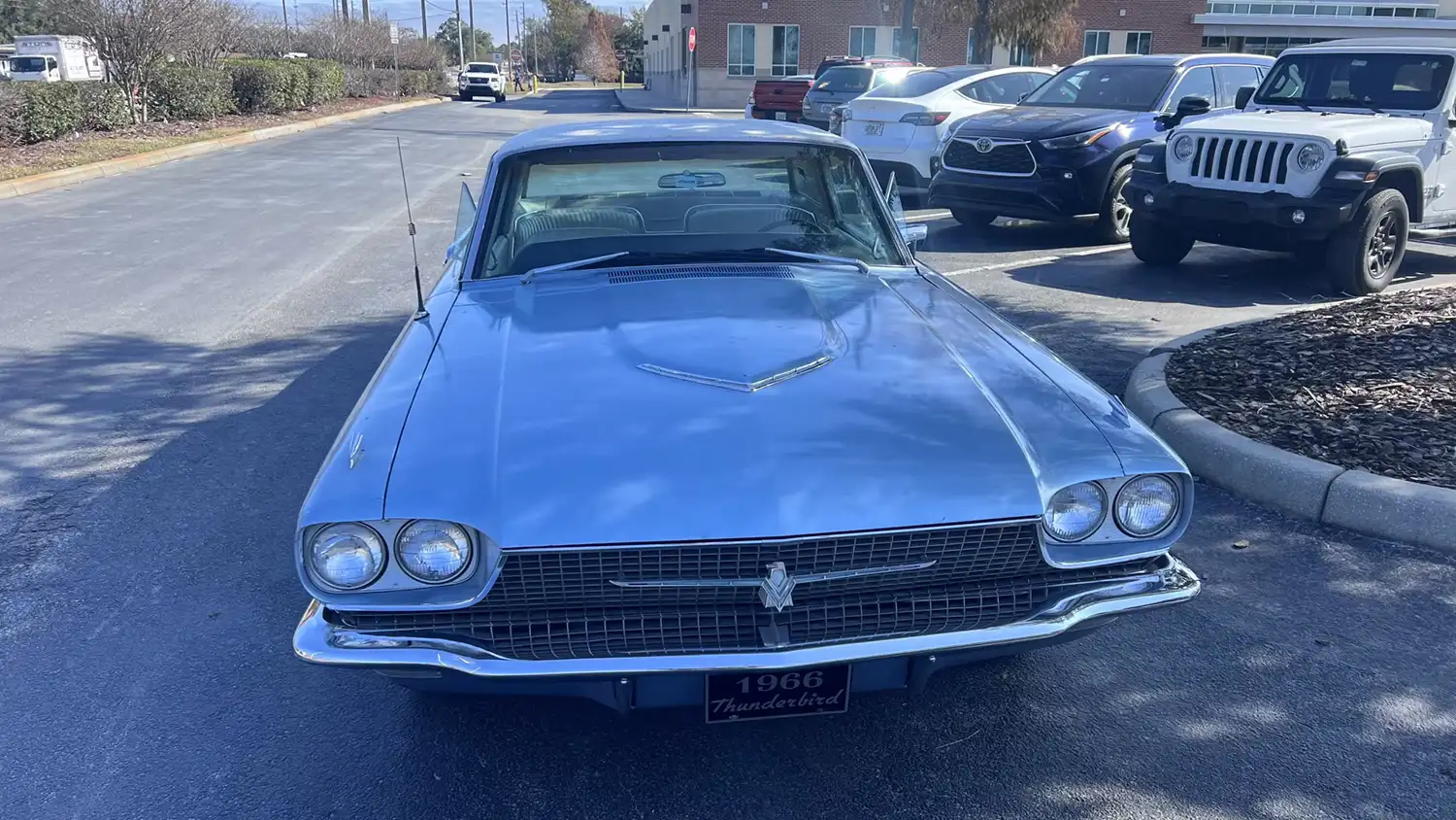 Experience the Elegance of a 1966 Ford Thunderbird Town Landau