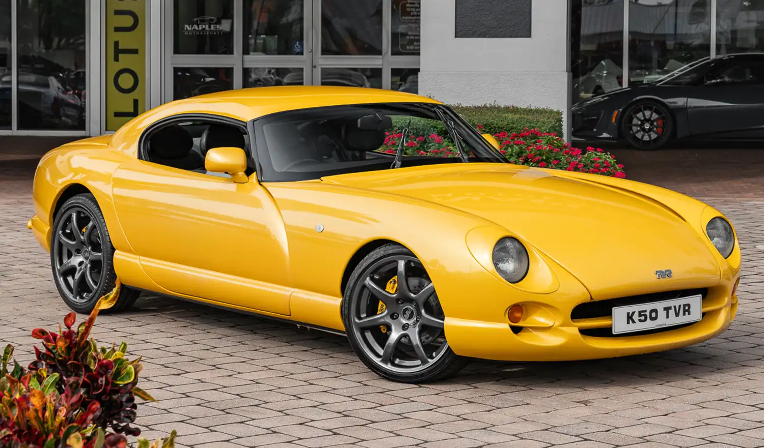 1998 TVR Cerbera 4.2: Pure Adrenaline