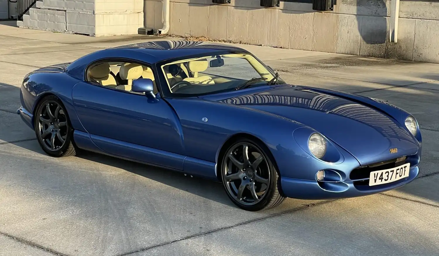 1999 TVR Cerbera 4.5: Unleash the British Beast