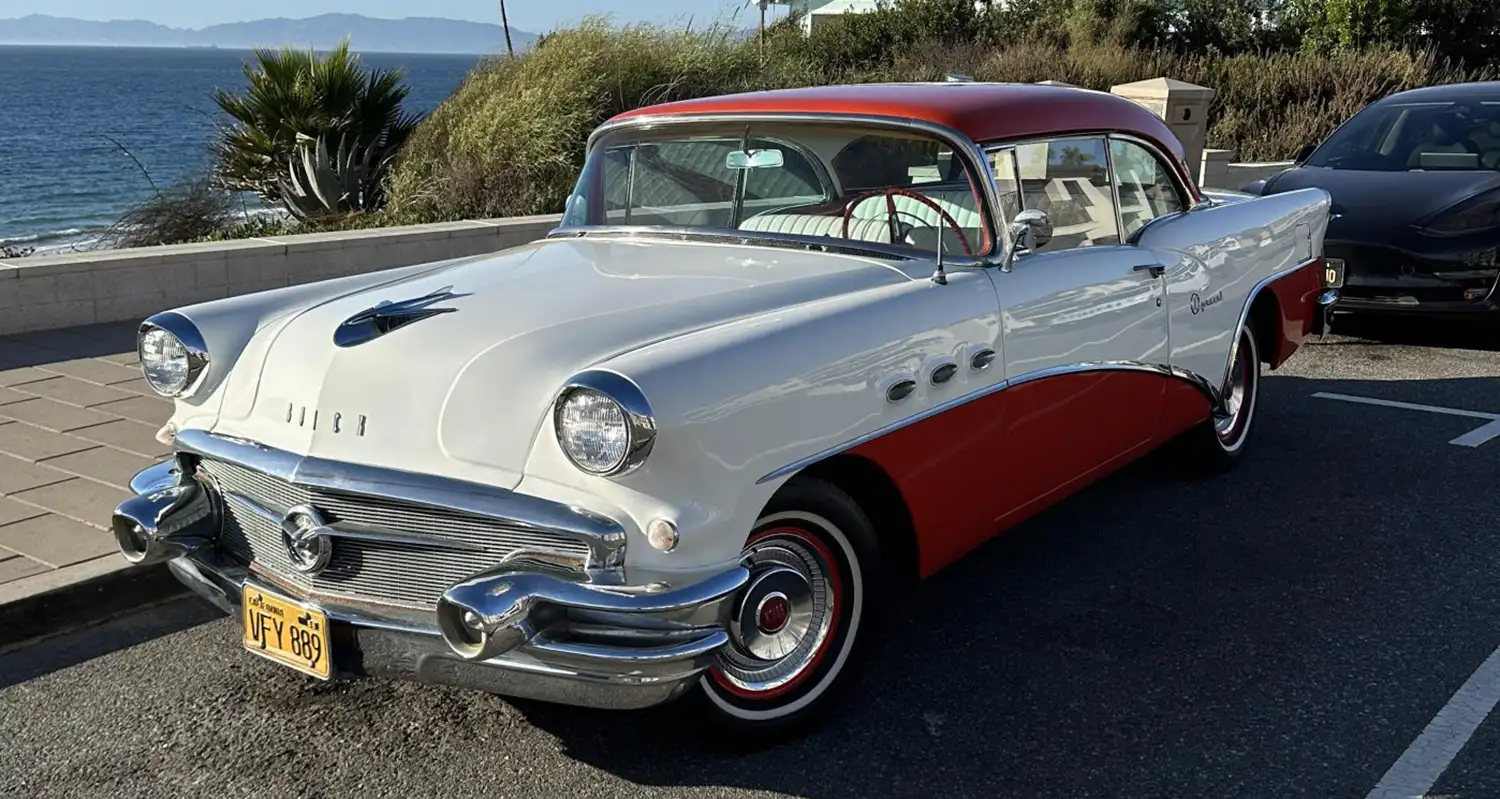 A Touch of 50s Elegance: 1956 Buick Special 2-Door Hardtop