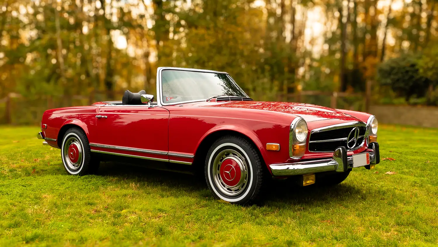 Elegant Lines, Enduring Legacy: 1969 Mercedes-Benz 280SL “Pagoda”