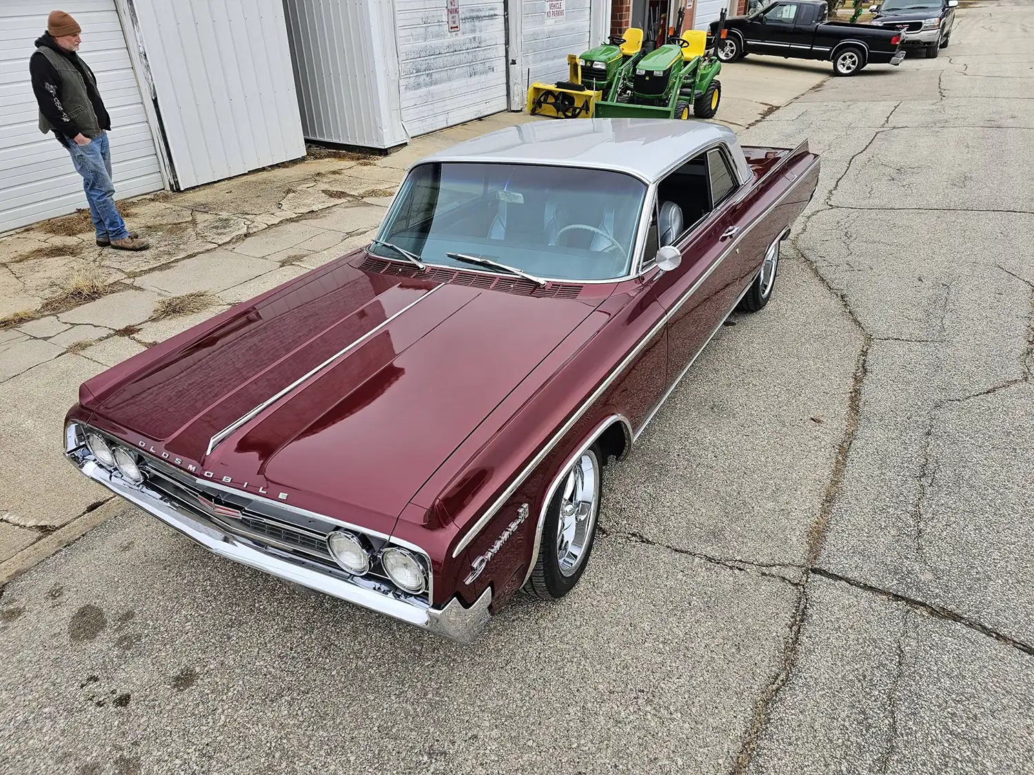 1964 Oldsmobile Dynamic 88: Glide in Style, a True American Classic