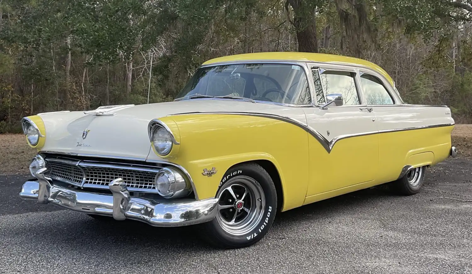 Goldenrod Goliath: A 427-Powered 1955 Ford Fairlane