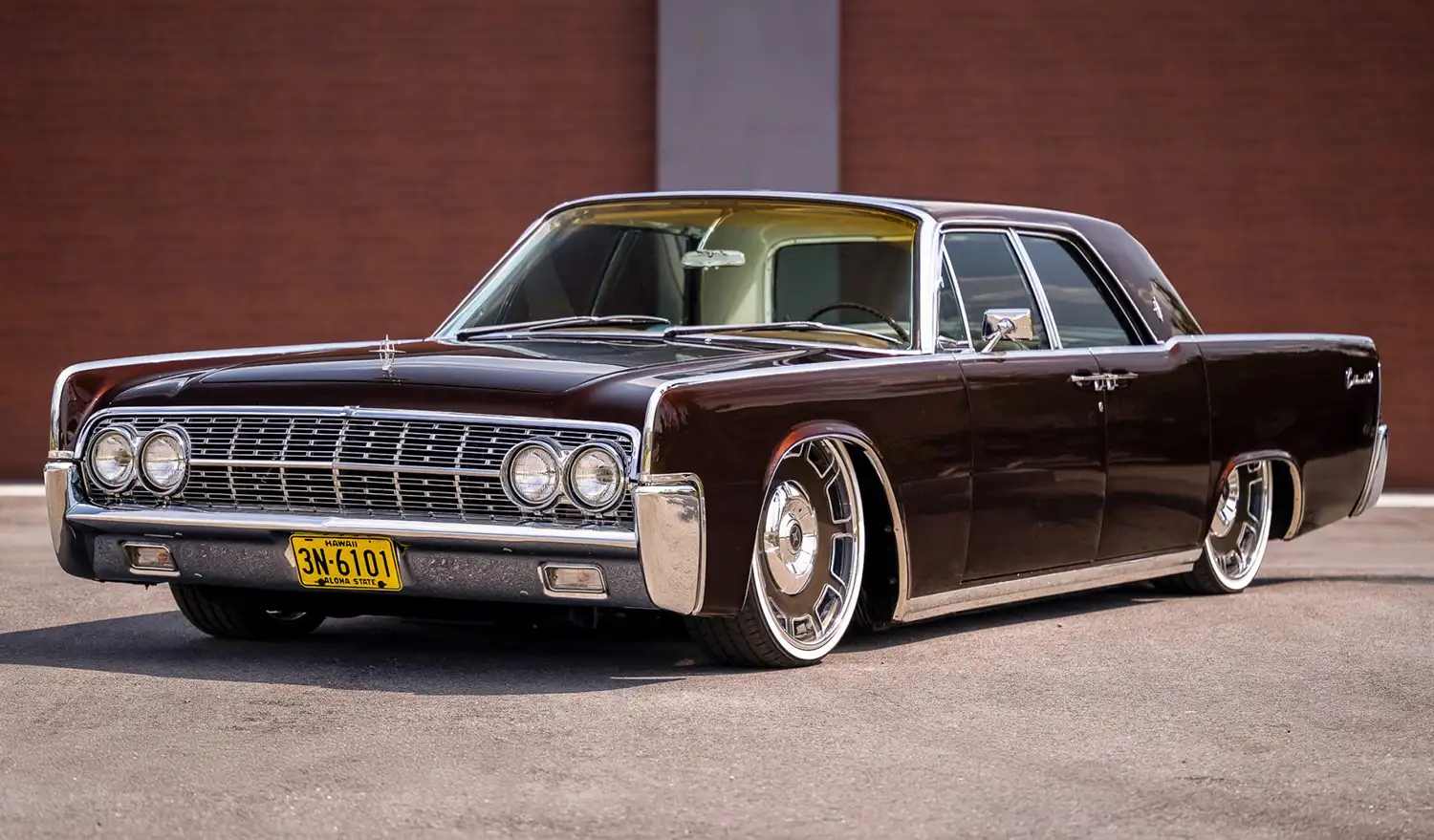 1962 Lincoln Continental: Coyote Power, Classic Luxury