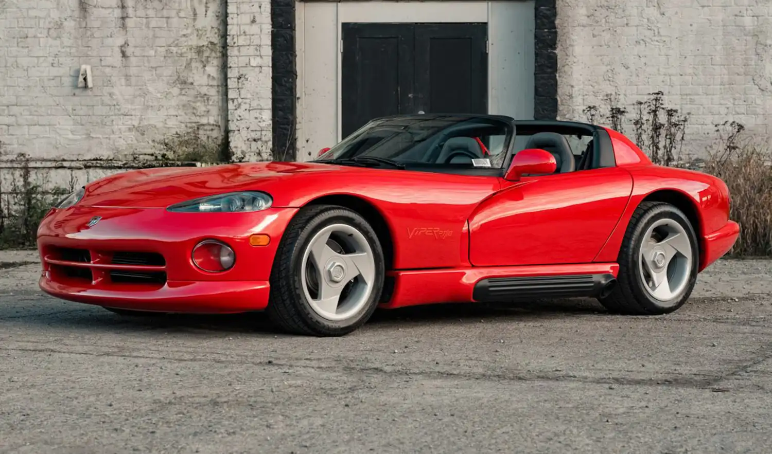 Venomous Velocity: The 1994 Dodge Viper RT/10